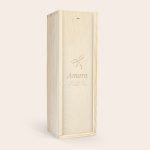 Light wood engraved wooden case with a bow design, "Amara" and "all I want for Christmas is you" text, perfect for a bottle of Hendrick's gin