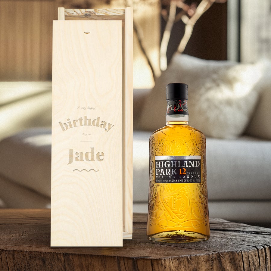 Highland Park 12 Years whisky in a personalized wooden case engraved with "Happy Birthday Jade"